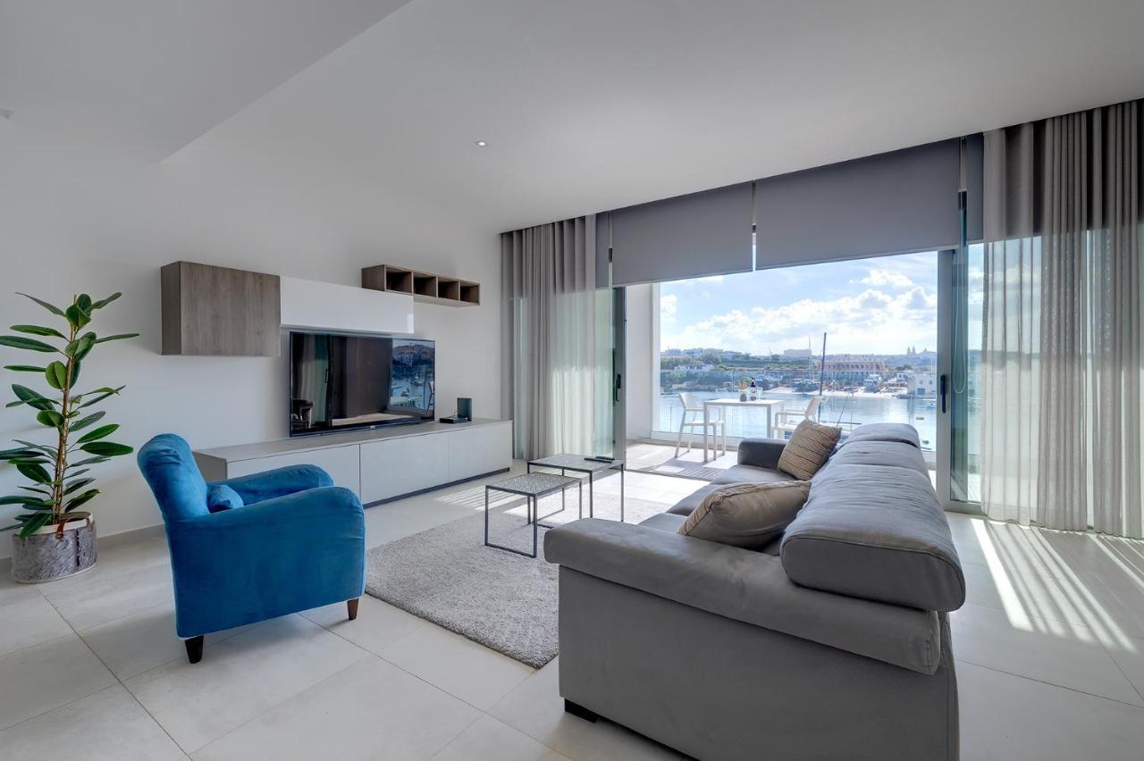 Superlative Apartment With Valletta And Harbour Views Sliema Luaran gambar