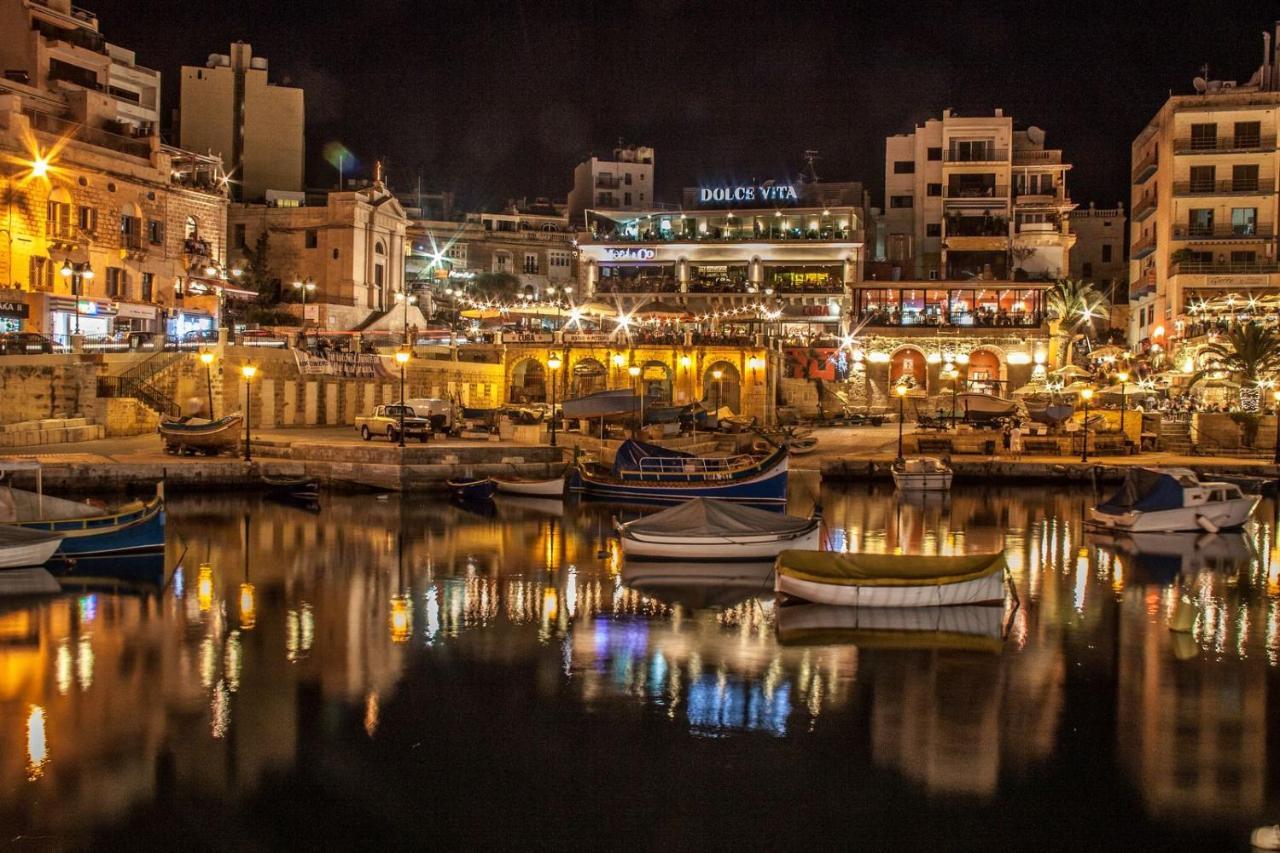 Superlative Apartment With Valletta And Harbour Views Sliema Luaran gambar