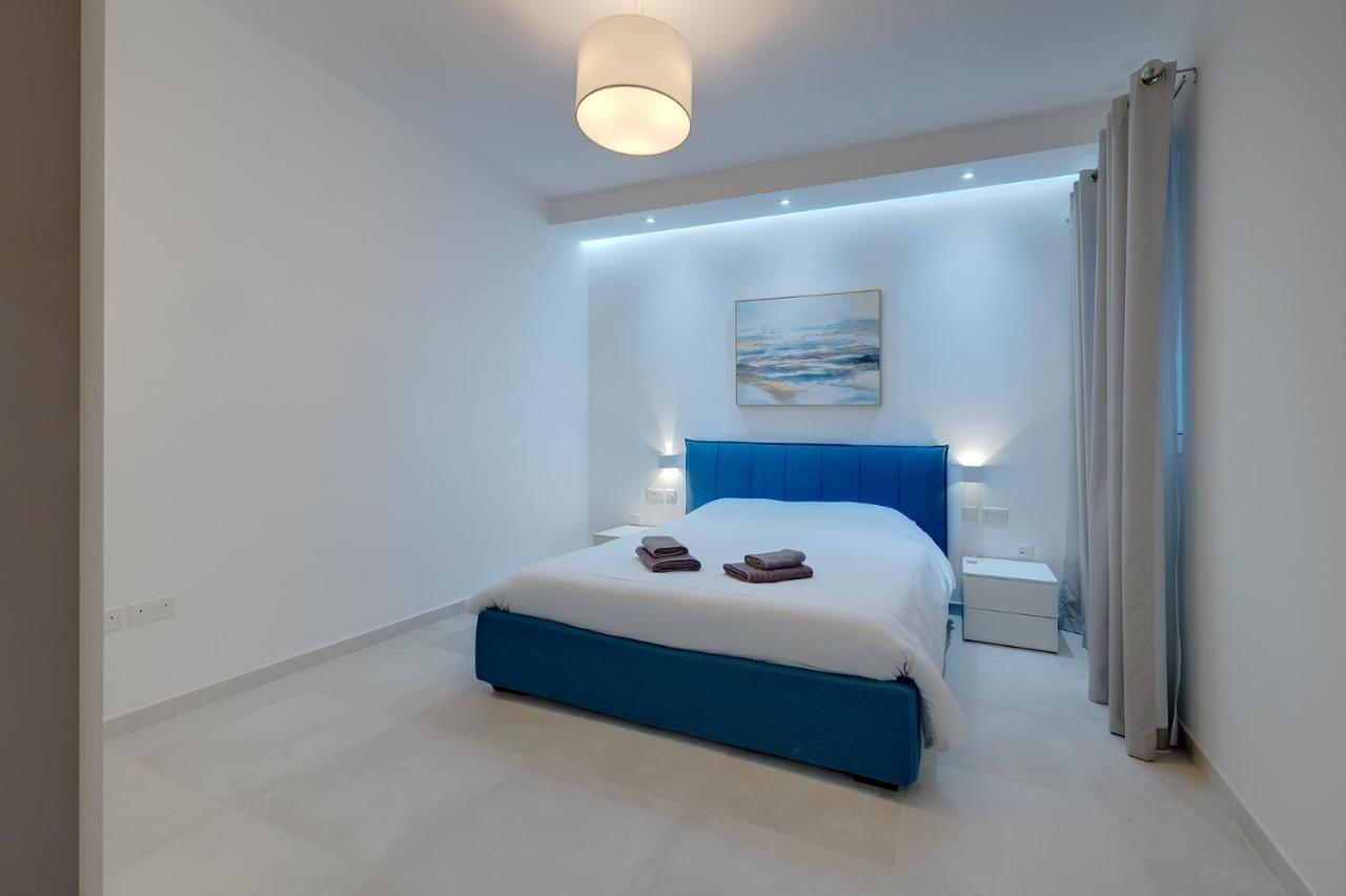Superlative Apartment With Valletta And Harbour Views Sliema Luaran gambar
