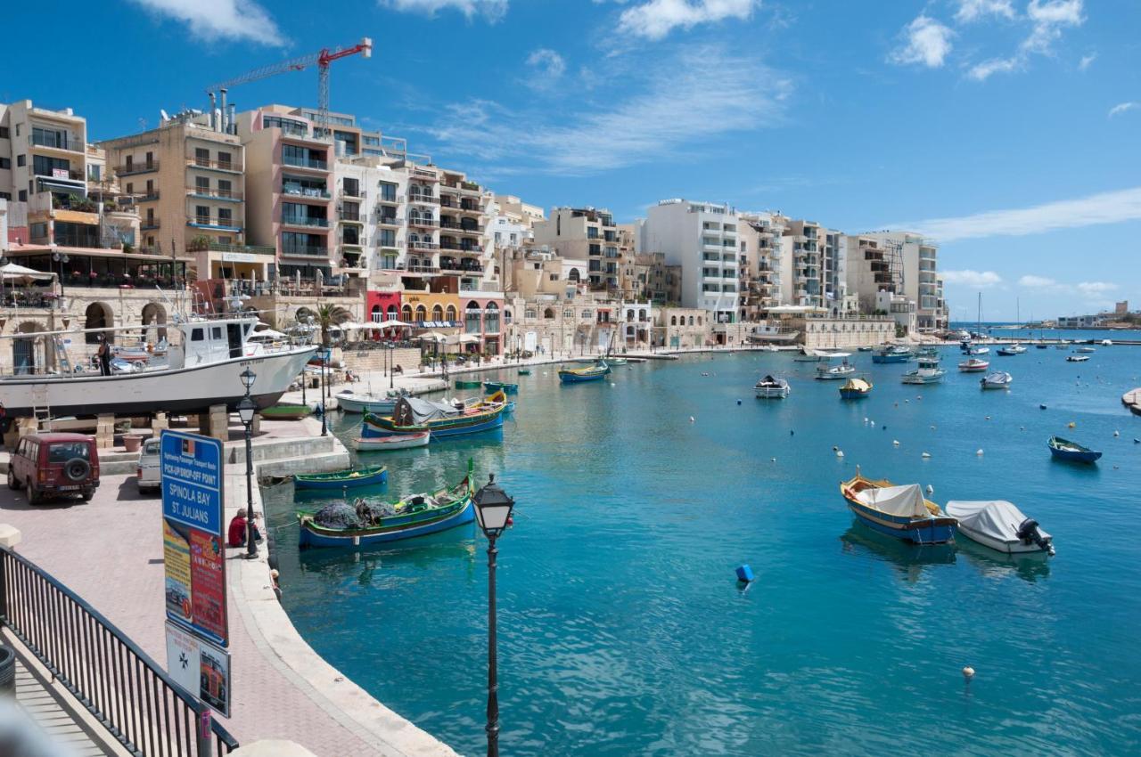 Superlative Apartment With Valletta And Harbour Views Sliema Luaran gambar